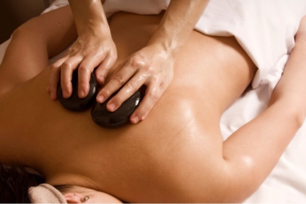 90MN MASSAGE AUX PIERRES CHAUDES