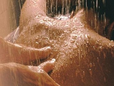 1H 45MN PACK HYDROMASSAGE ( Massage sous Affusion + Gommage + Massage Ayurvédique )