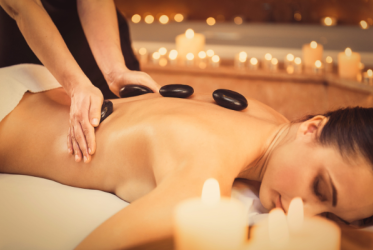 90Mn Massage aux Pierres Chaudes 