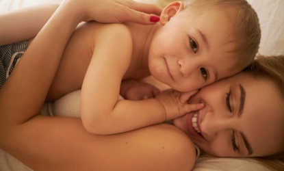 massage-mere-enfant_1948755895